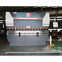 Principaux avantages des presses plieuses CNC synchrones à barre de torsion dans le pliage des métaux