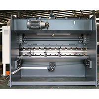 Qu'est-ce qu'une presse plieuse CNC synchrone à barre de torsion et comment fonctionne-t-elle ?